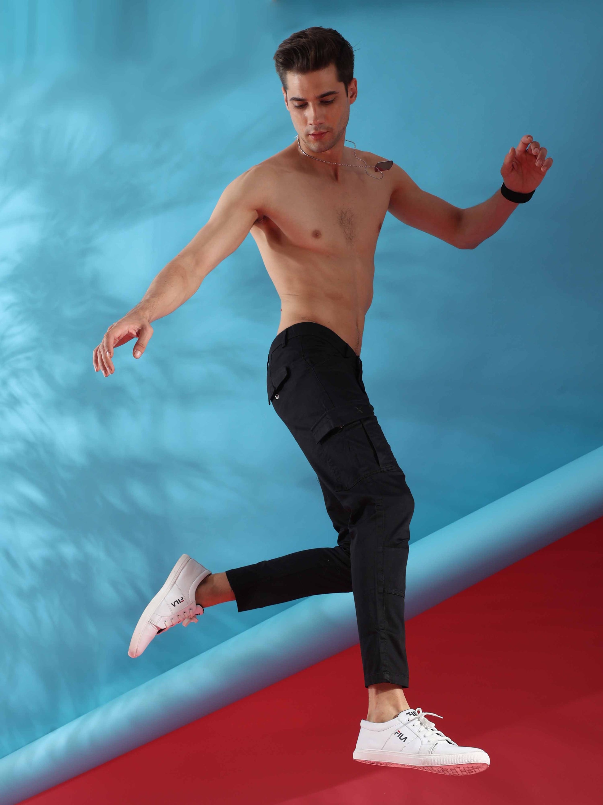  Black Cargo Pants for Men 