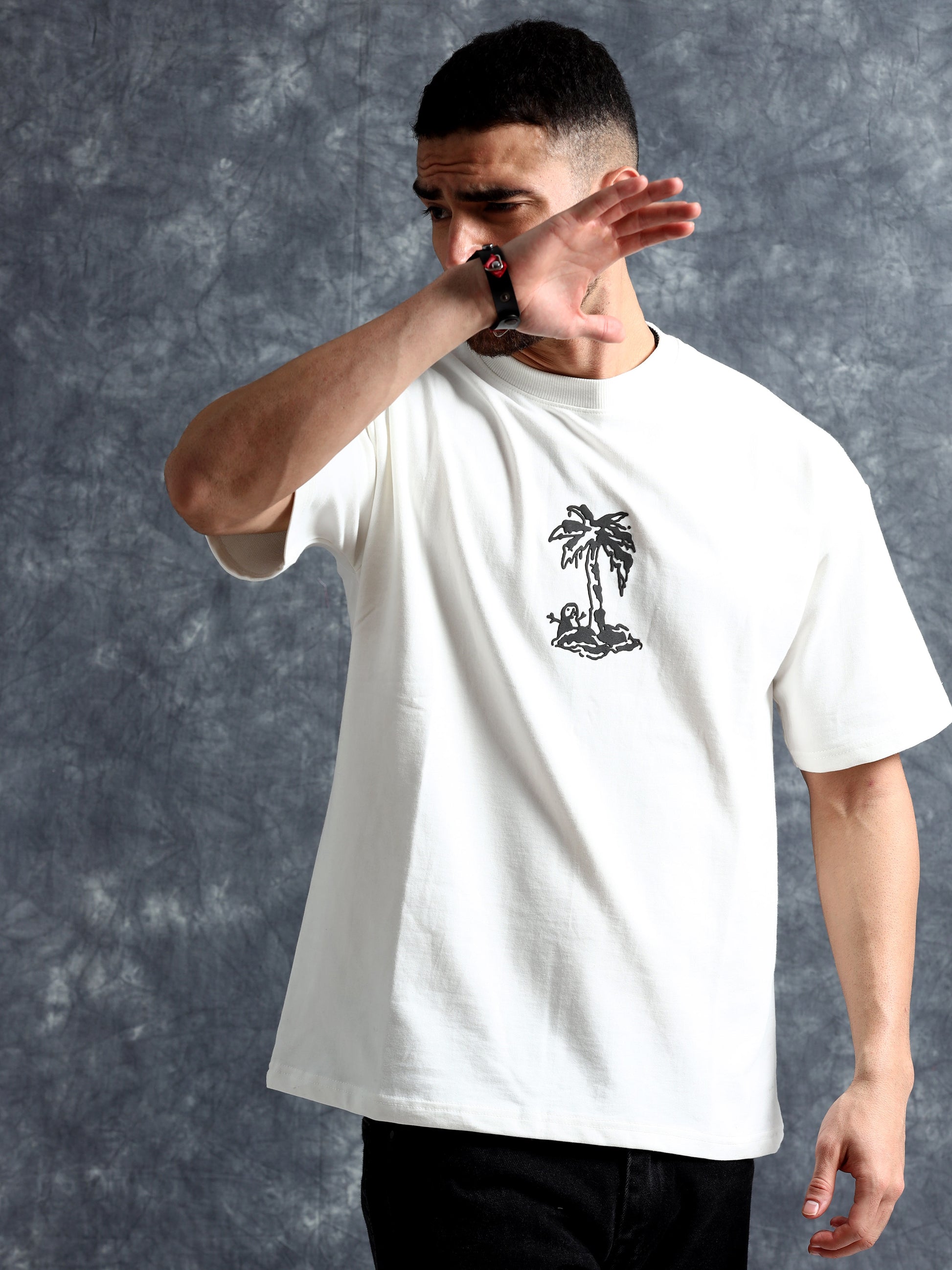 white oversized t shirt for Men - Black Denim