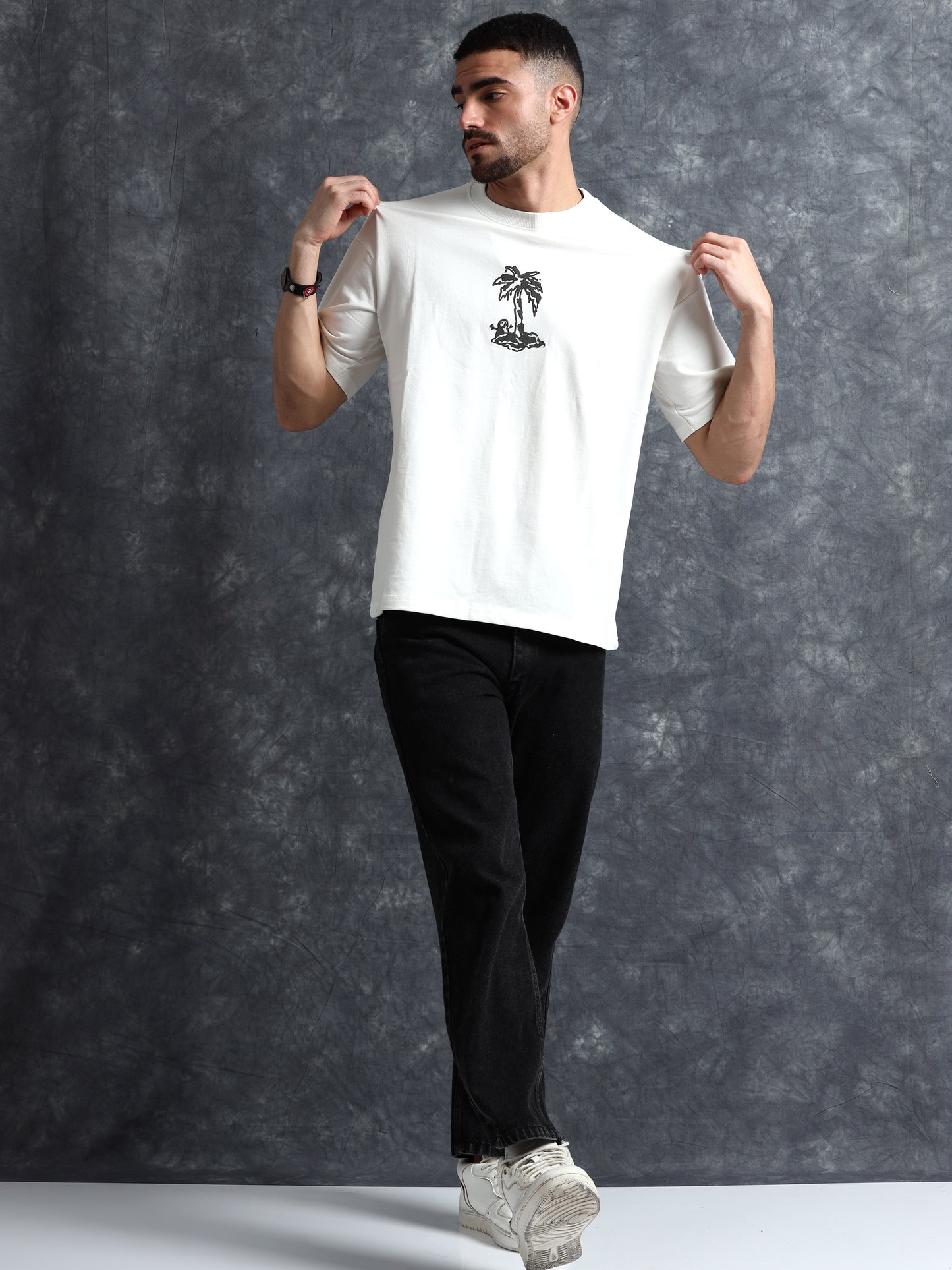 white oversized t shirt for Men - Black Denim