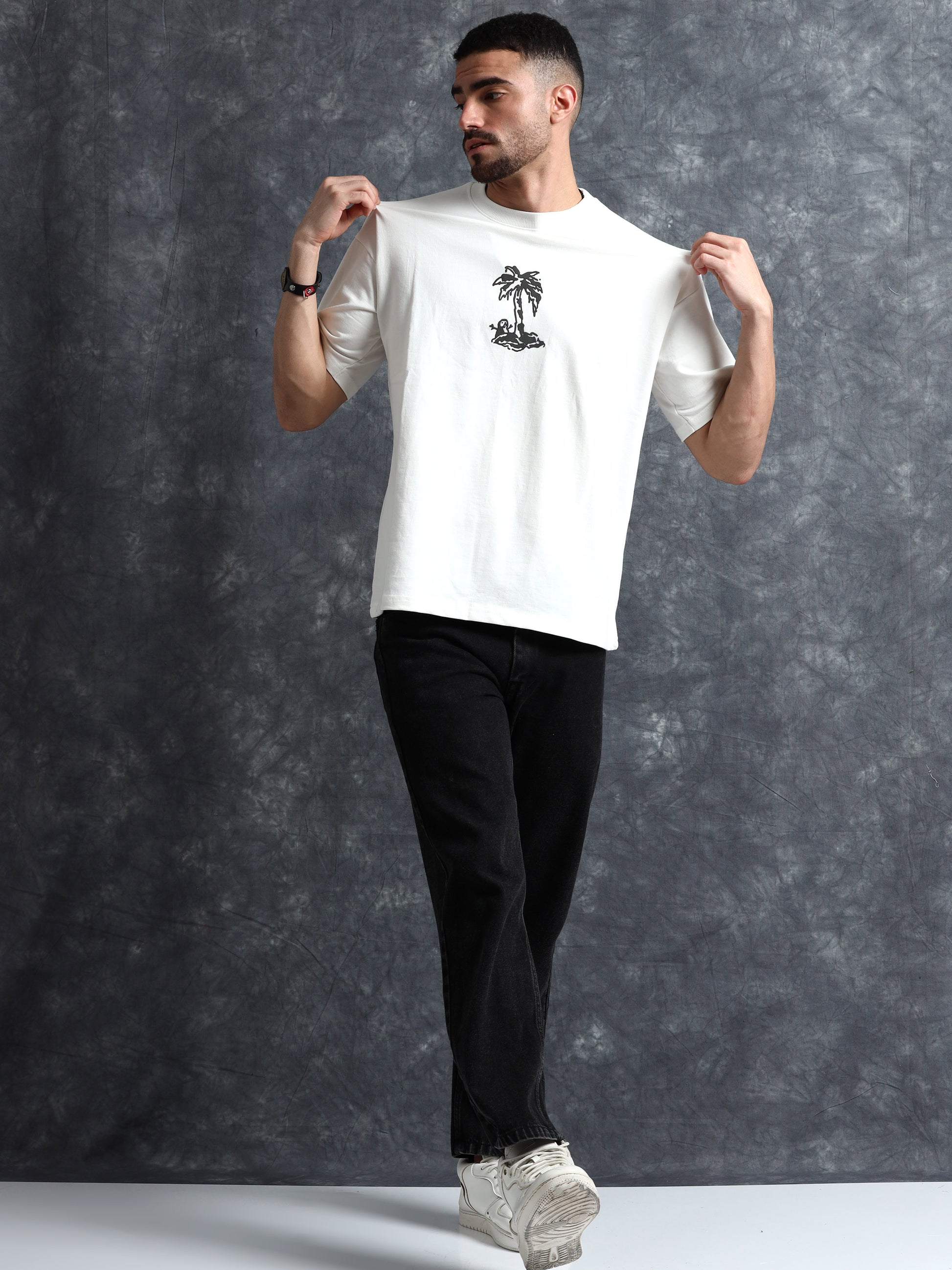 white oversized t shirt for Men - Black Denim